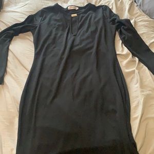 Black, long sleeve, mid length/short dress, size XL